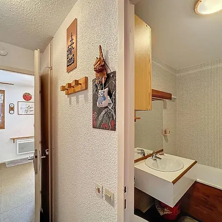 4 Pers, Balcon Sud, Animaux Admis, Parking *